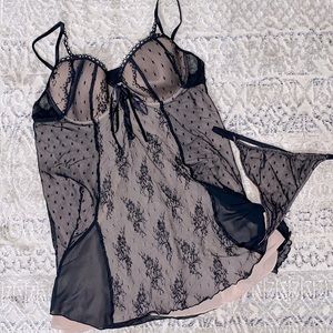 Nude and lace Lingerie